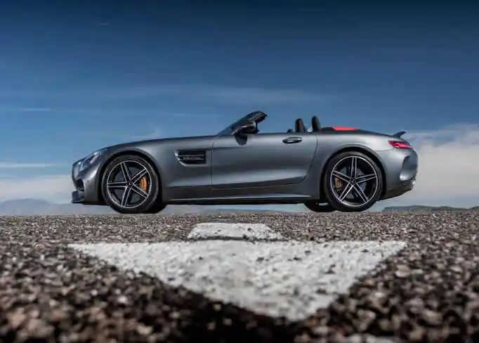 rent Mercedes-AMG-GT-C-Roadster