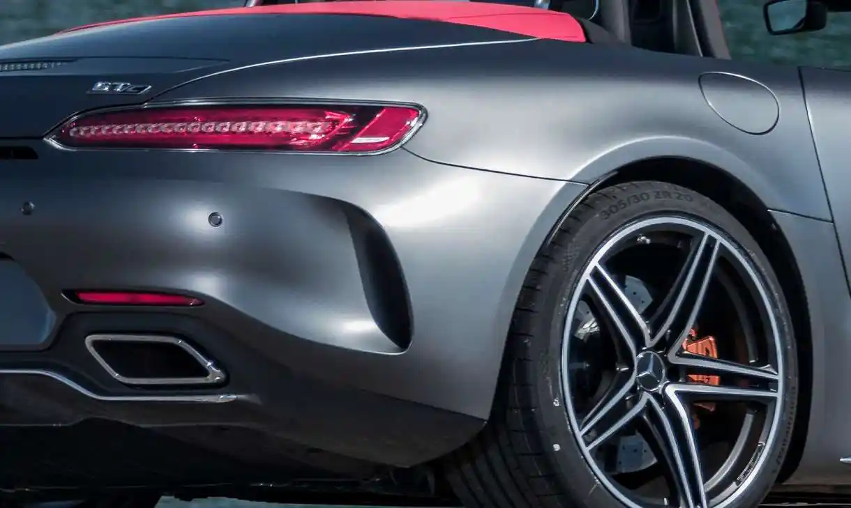 hire Mercedes-AMG-GT-C-Roadster