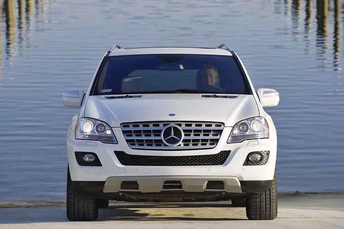 hire Mercedes-ML-320