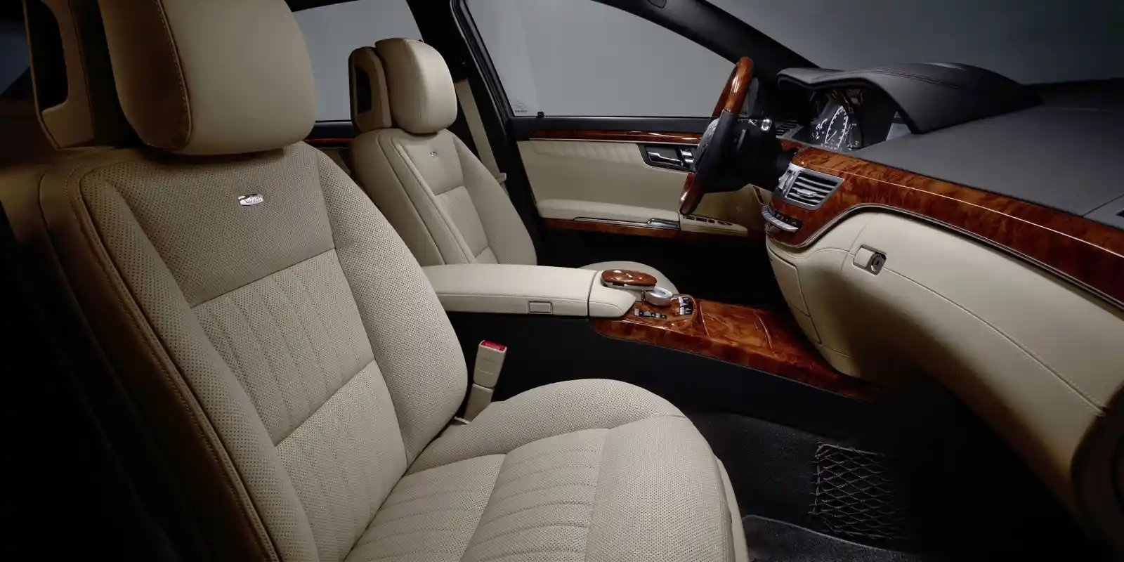 hire Mercedes-S-350L