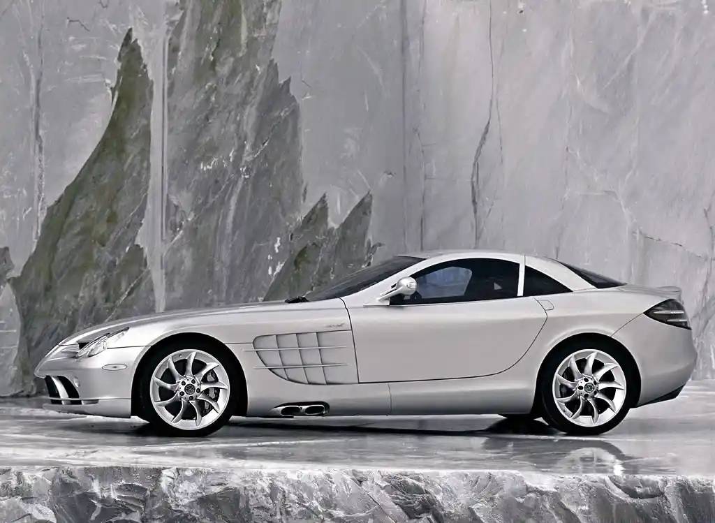 hire Mercedes-SLR-McLaren