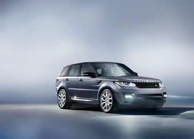 Louer une Range-Rover-Sport-V8-Supercharged