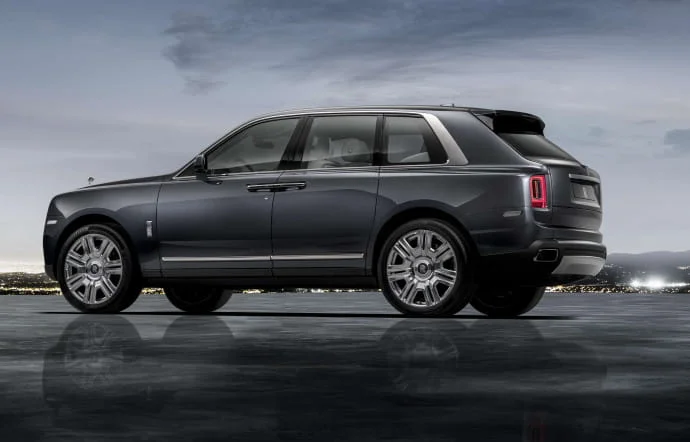 hire Rolls-Royce-Cullinan