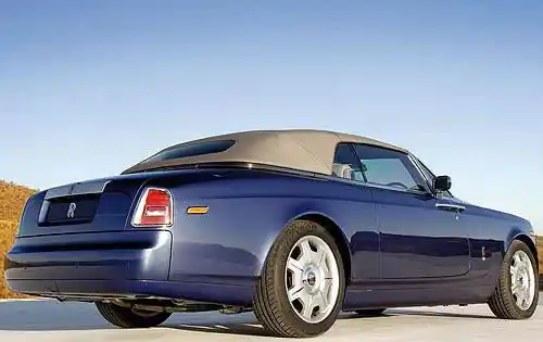 hire Rolls-Royce-Phantom-Droph