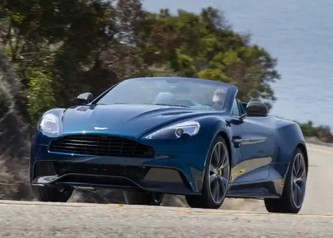 rent aston-martin-vanquish-volante