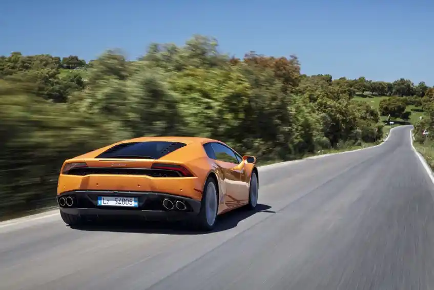 hire lamborghini-huracan-LP-610-4